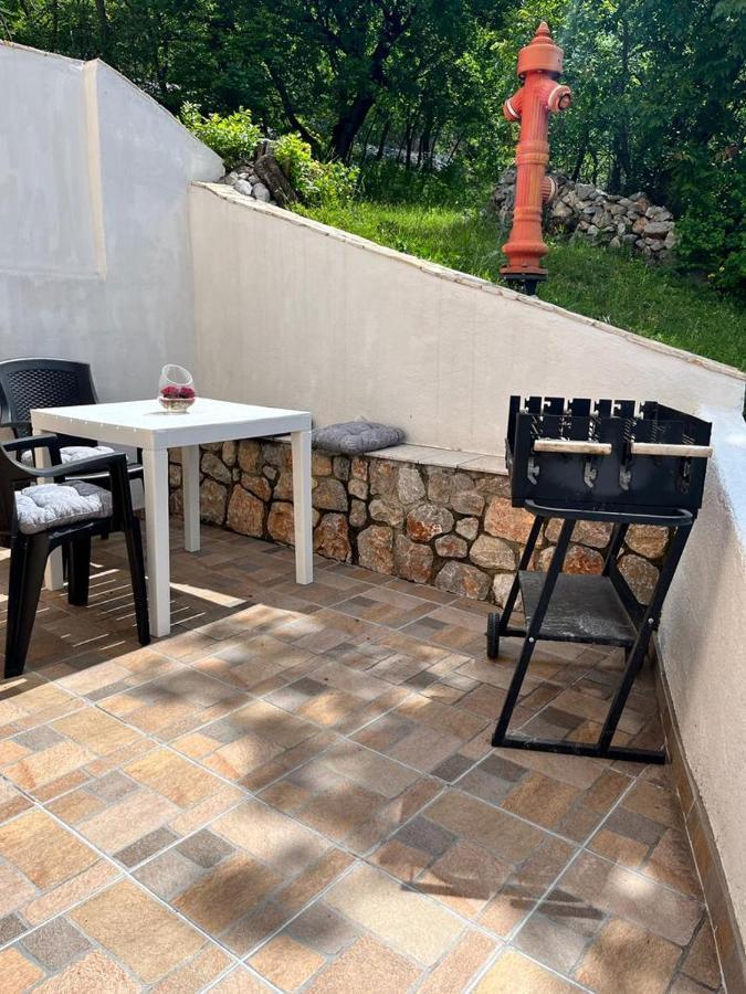 Apartman Luka Klenovica Exterior foto